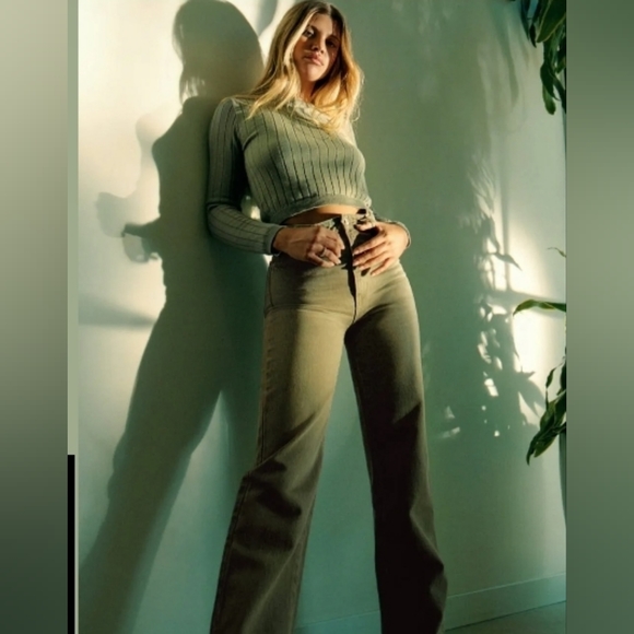 ROLLA'S Pants - Rolla's Eastcoast Flare High Rise Green Fern Cords Sofia Richie Collab